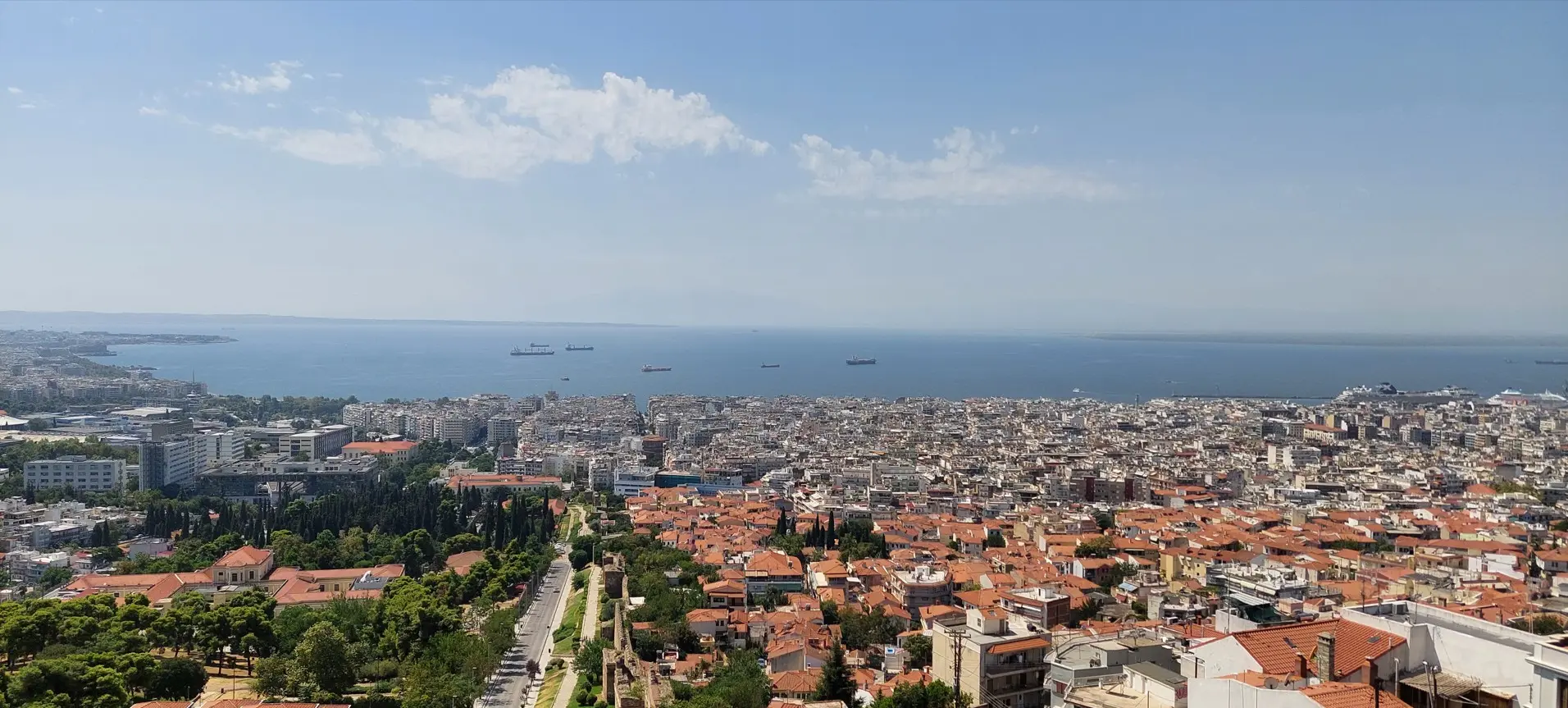 Još jedna prekrasna panorama iz Ano Polija